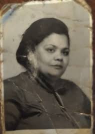 Can you enhance old family photo?