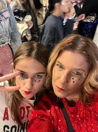 I got some great pics from Indy night 3! It was amazing to see her live  again!