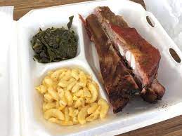 Mac and cheese is one of my all time favorites foods, but sometimes i like adding extra flair and nutrition to it with fresh produce. Ribs With Macaroni Cheese And Collard Greens Picture Of Carter S Barbeque Mulberry Tripadvisor