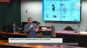 Segundo lima santos, os servidores da anvisa estão empenhados com dedicação no senso de urgência que o caso requer. Audiencias Interativas