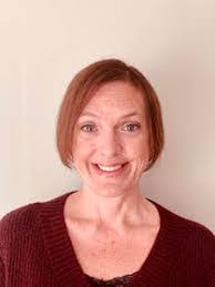 Emily Lunt's Instagram, Twitter & Facebook