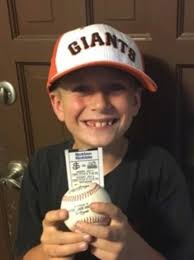 Teams show kindness to young boy after home run ball incident