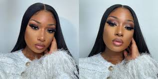 .to make a lace wig with a lace frontal hairpiece and human hair bundles, covering the tips on how to hand sew in human hair weave extensions, how to it is feasible to make a wig yourself. How To Put On A Wig And Make It Look Real 2021