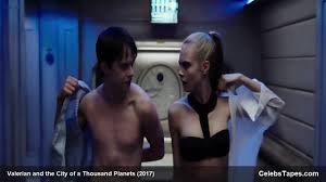 Cara Delevingne sexy bikini video