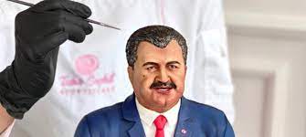 İddiaya göre sosyal medyada viral olan bir görsel, sağlık bakanı fahrettin koca'ya ait bir heykeli gösteriyor. Fotografin Fahrettin Koca Nin Heykelini Gosterdigi Iddiasi Dogruluk Payi