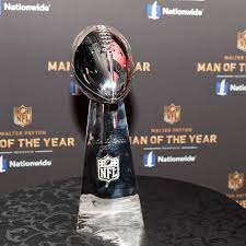 However, there is an interesting story of how the vince lombardi trophy was designed. Super Bowl Trophy What Is It And Why Is It Named After Vince Lombardi Sbnation Com