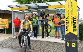Erster Oamtc Fahrrad Stutzpunkt In Oberosterreich In Betrieb Oamtc