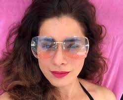 Neelam kothari was born on march 3, 1968 in india. 5 Looks Of Neelam Kothari That Will Inspire You To Look Fabulous