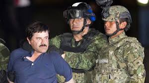 Sean penn is a powerhouse film performer capable of intensely moving work, who has gone from strength to strength during a colourful film career, and who has drawn much media attention for his stormy private life and political viewpoints. Joaquin Guzman Sean Penn Interviewte El Chapo In Seinem Versteck Kriminalitat Faz