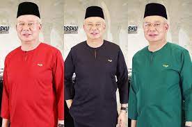 Najib mencurahkan kepedihan hatinya di facebook berkait ketidakadilan yang dipikul dalam kes notis bangkrap yang dihadapinya. Najib Says He S Doing Duakerja By Modelling For Upcoming Baju Raya Collection Lifestyle Rojak Daily