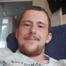 Jamie Barrow: Neighbour 'trapped mum and daughters in fatal fire'