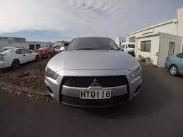 Ada beberapa langkah tambahan dan dokumen yang perlu disertakan untuk tukar nama kereta. Lelaki Ini Dedah Bagaimana Beliau Buat Road Trip Percuma Di New Zealand