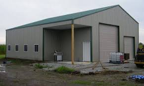 This beautiful custom garage serves more then just to house your cars, this will also serve as a living quarters on the second floor! Metal Building Living Quarters Diy House Plans 124862