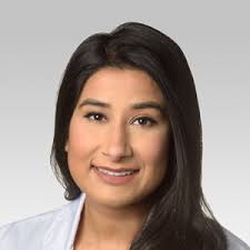 Nida Hussain's Instagram, Twitter & Facebook