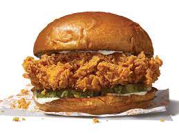 Includes a choice of regular signature side and a drink. Popeyes Brings Social Media Melting Sandwich To The Uae Going Out Gulf News