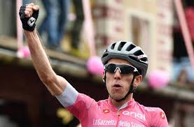 Mis compañeros y yo hemos rodado muy bien. Giro De Italia 2018 Yates Muestra Su Grandeza De Campeon En Los Dolomitas Deportes El Pais