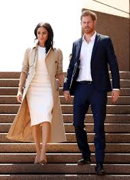 Meghan markle's former 'suits' husband issues cutest royal baby congratulations. Meghan Markle S Best Outfits Of 2018 From Wedding Glamour To Casual Elegance