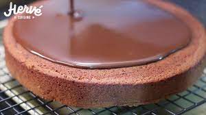 200g de chocolat noir à dessert. Moelleux Chocolat Glacage Miroir Bonus Glacage Chocolat Facile Recette Glacage Chocolat Moelleux Au Chocolat