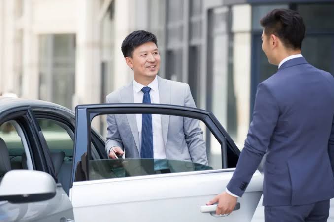 What is Chauffeur Service? - You Need To Know!