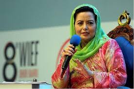 Facebook / zarith sofiah idris. Johor Crown Prince S Mum Comes To His Defence In Spat With Mahathir Se Asia News Top Stories The Straits Times
