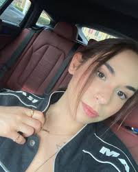 Angela Tomasi's Instagram, Twitter & Facebook