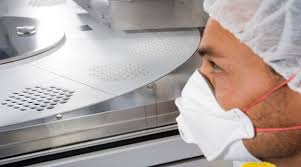 Pentru cancerul cu celule mici, in stadiile i si ii se face chimioterapie si radioterapie, iar in stadiile avansate doar chimioterapie. Cancerul Pulmonar