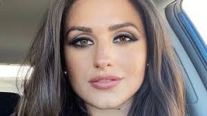 Tarah Price's Instagram, Twitter & Facebook