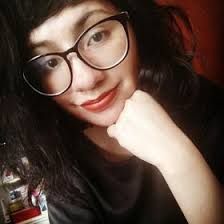 Iris Bustamante (IrisKuro) — Perfil