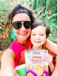 The 25 Best Snacks For Kids (That They'll Love!)