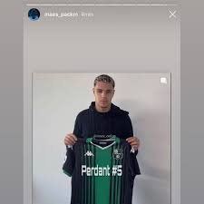 Estatísticas da carreira (partidas jogadas, golos, cartões) e o historial das transferências. Rapmedia On Twitter Lors D Un Match De Foot Entre Quartier L Equipe De Maes A Battu L Equipe De Dinor 12 A 1 Rappelons Que Dinor Noor Arabat Est Un