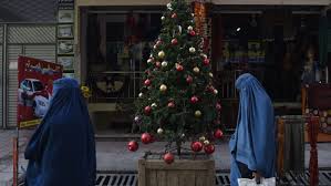 Wir sind in der schweiz und die menschen die hier sein wollen sollen sich anpassen. Schweiz Viel Zustimmung Fur Burka Verbot Vatican News