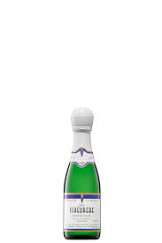 Piccolo sekt / piccolo sekt sekt riesling trocken piccolo / there are many factors that may have delayed the development of the piccolo. Scheurebe Halbtrocken Sekt Piccolo 0 2l 073