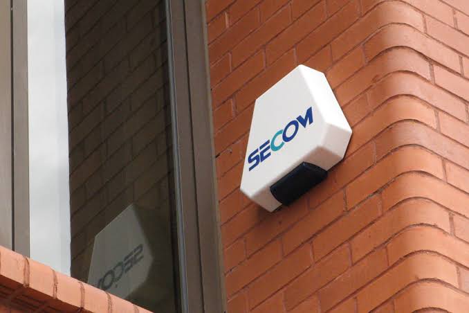 Wired vs. Wireless Alarm Systems: Which One Is for You? | Blog