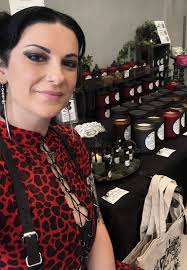 Spreading more positivity! 💗🎉🌼 Thank you to the whole ScareFest crew  including Brandon Adrienne and Diana (who helped me out the most with our  first SF). We have been to many cons