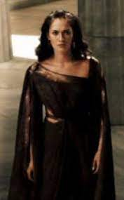 Spartan Royalty The Costumes Of Queen Gorgo Spartan Women Women Costumes