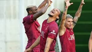 ¡Bomba en Galatasaray! ¿Qué pasó ANTES del partido vs. Lazio? - Imagen principal del artículo