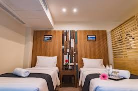 D&d inn bangkok is located in the hottest touristy and backpacking destination, kaosan road in bangkok, and it will be a good place for your all hotel team committed to offer a smooth staying experience with the best facilities, and make sure every guest enjoys the stay at d&d inn bangkok. D D Inn Home Facebook
