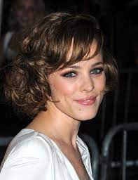 10 best short hairstyles for women with oval face in 2020: Best Haircut For Fine Wavy Hair And Oval Face