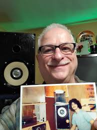 Team Electronics and Sound Emporium in Mason City, Iowa, great speakers and  vinyl records selection