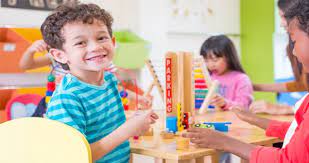 إيه السن المناسب لدخول الطفل المدرسة education kindergarten childhood education preschool