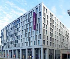 With over 800 hotels across the uk and beyond, we really are everywhere. Sutkr3 Tuqrhnm