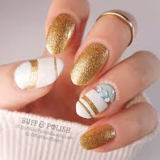 This content is imported from youtube. Minimal Gold Glitter Nails Feat Clean Up Brush Lint Free Wipes Born Pretty Reviews Buff Polish