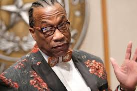 Jerry Jones' anthem order means 'Slaves, obey your master,' John Wiley  Price says