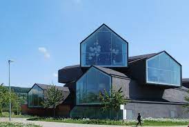 This one is set into a timeless classic: Vitrahaus In Weil Am Rhein Heizung Buro Gewerbe Baunetz Wissen