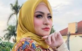 Video nathalie holscher viral tiktok. Video Syur Dengan Manajer Viral Nathalie Holscher Santai