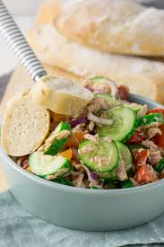 Schneller Thunfisch Salat Mit Honig Senf Dressing Rezept Thunfischsalat Leckere Salate Honig Senf Dressing