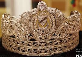 Sultanah maliha binti almarhum tengku ariff. Tiara Mania Queen Haminah Of Kedah S Diamond Tiara