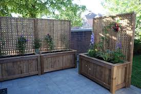 Looking To Spruce Up Your Backyard Or Deck Made In Smithville Raised Brown Pt Flower Planter Box With Latt Lattice Patio Garden Patio Furniture Lattice Garden