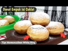 Resep cara membuat kue putih ini cukup mudah, sehingga dari pada membeli atau memesan, tentunya akan lebih baik jika bunda membuatnya sendiri. Resep Donat Isi Coklat Lumer Dan Super Lembut Youtube
