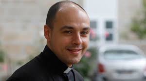 José Manuel Heras Prado, sacerdote: «Hay muchos mayores que pasan por  situaciones penosas por no molestar»